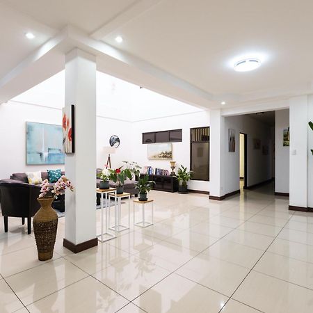 Viva Guest House Сан-Хосе Экстерьер фото