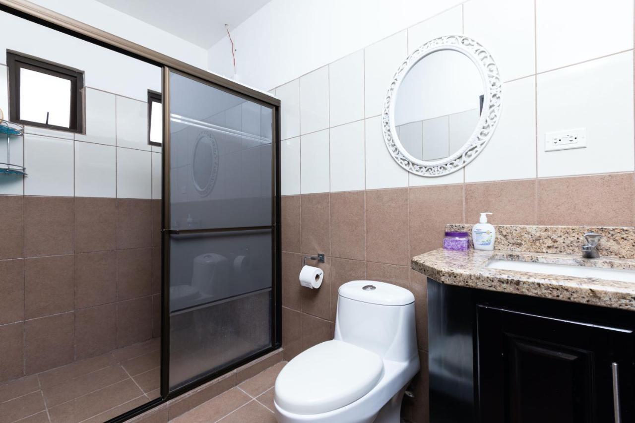 Viva Guest House Сан-Хосе Экстерьер фото