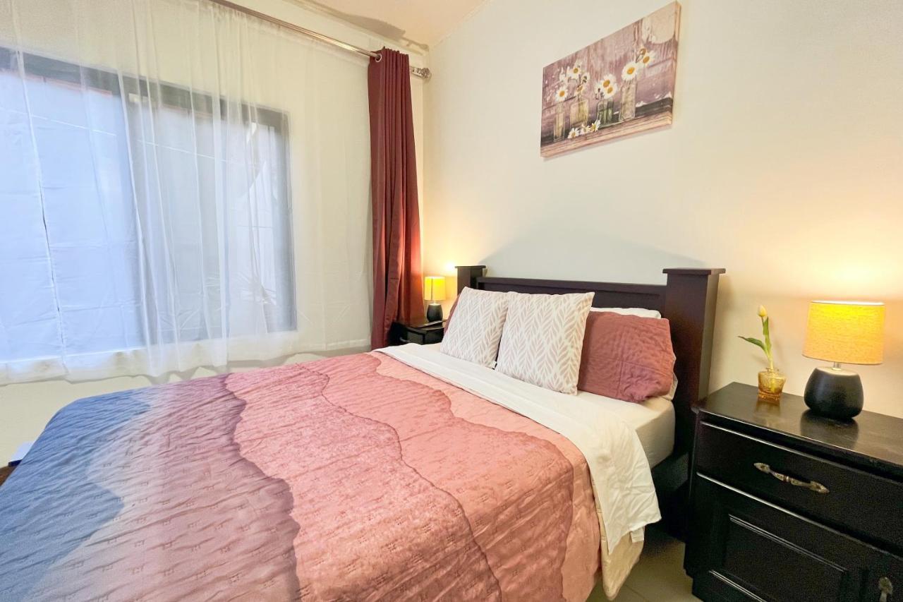 Viva Guest House Сан-Хосе Экстерьер фото